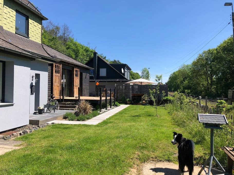 Lokschuppen Im Alten Bahnhof Industrial Style Moschheim 外观 照片