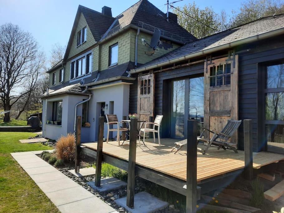Lokschuppen Im Alten Bahnhof Industrial Style Moschheim 外观 照片